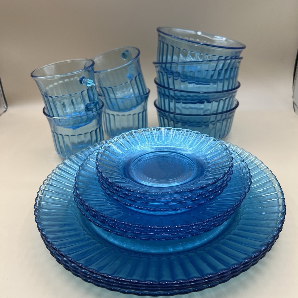 Vintage Fortecrisa Ice Blue Glass Dinnerware Set: 20-Piece Service for 4